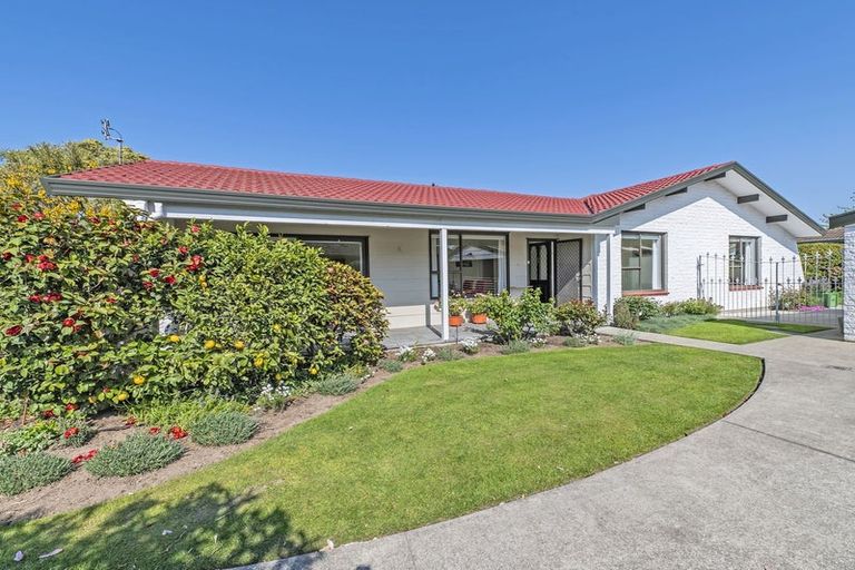 Photo of property in 74 Sabys Road, Halswell, Christchurch, 8025
