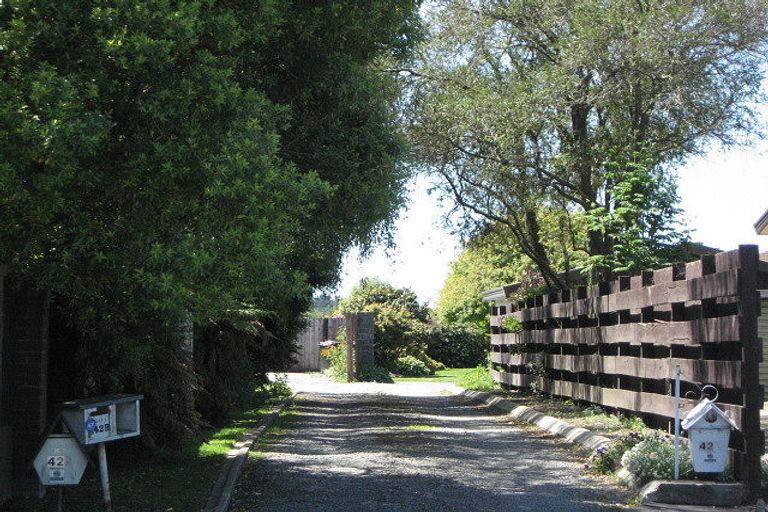 Photo of property in 42a Dunbarton Street, Redwood, Christchurch, 8051