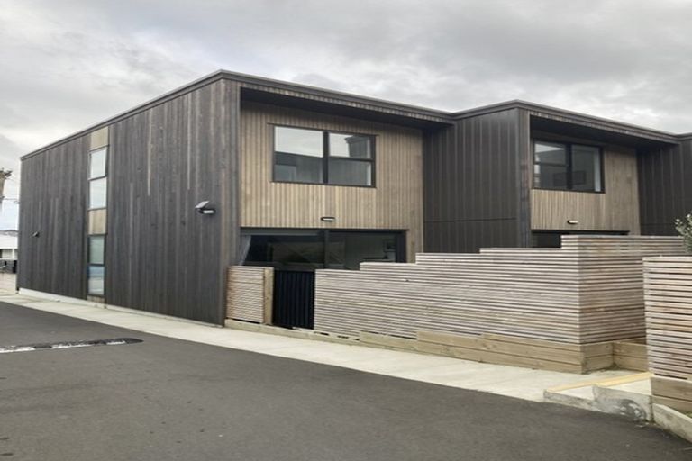 Photo of property in 20u3 Trent Street, Island Bay, Wellington, 6023