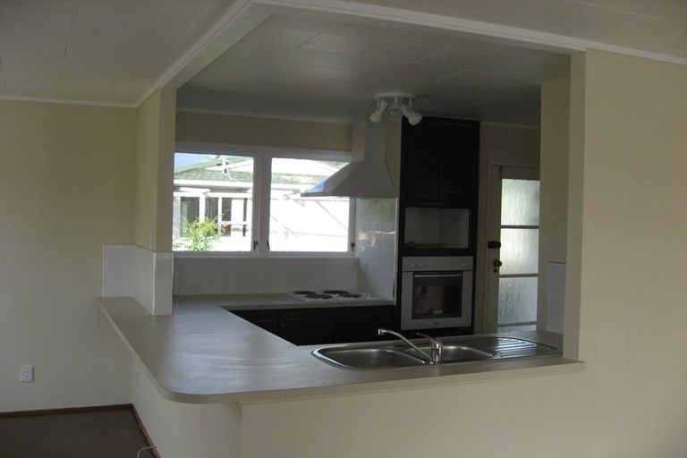 Photo of property in 1 Kintara Drive, Massey, Auckland, 0614