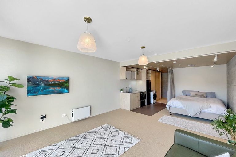 Photo of property in Vela Apartments, 204/2 Campbell Terrace, Petone, Lower Hutt, 5012