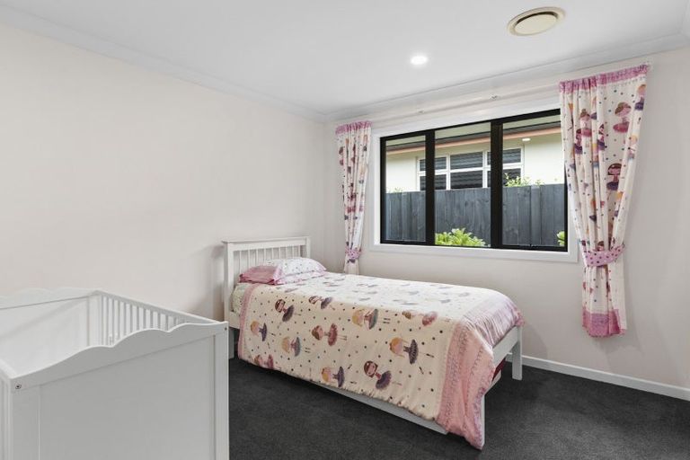 Photo of property in 15 Honiss Place, Cambridge, 3434