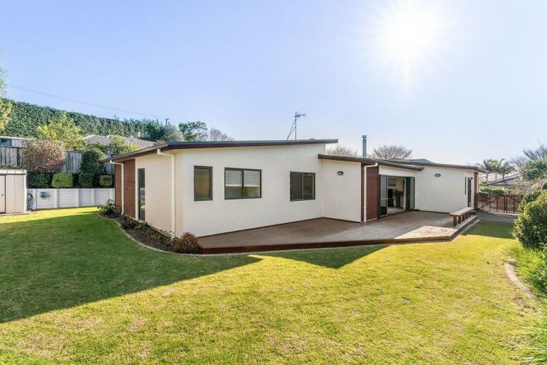 Photo of property in 6 Adler Drive, Ohauiti, Tauranga, 3112