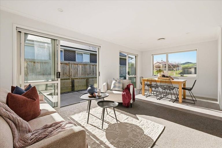 Photo of property in 6 Kohekohe Drive, Owhata, Rotorua, 3010