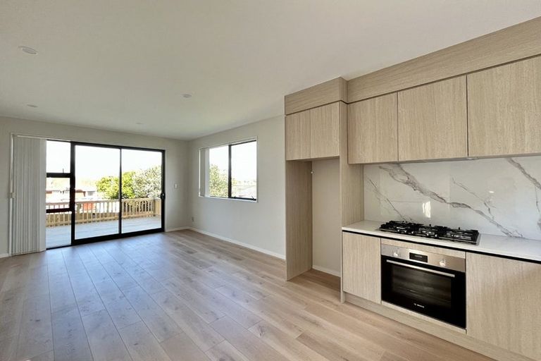 Photo of property in 16b Sunnybrae Road, Hillcrest, Auckland, 0627