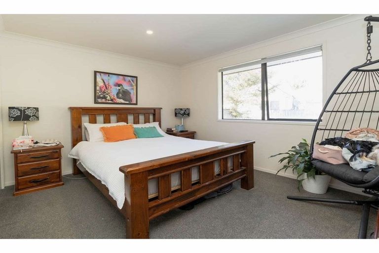 Photo of property in 12b Jacaranda Place, Parklands, Christchurch, 8083