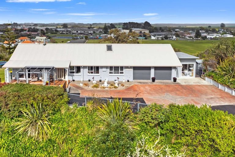 Photo of property in 33 Victoria Street, Foxton, 4814