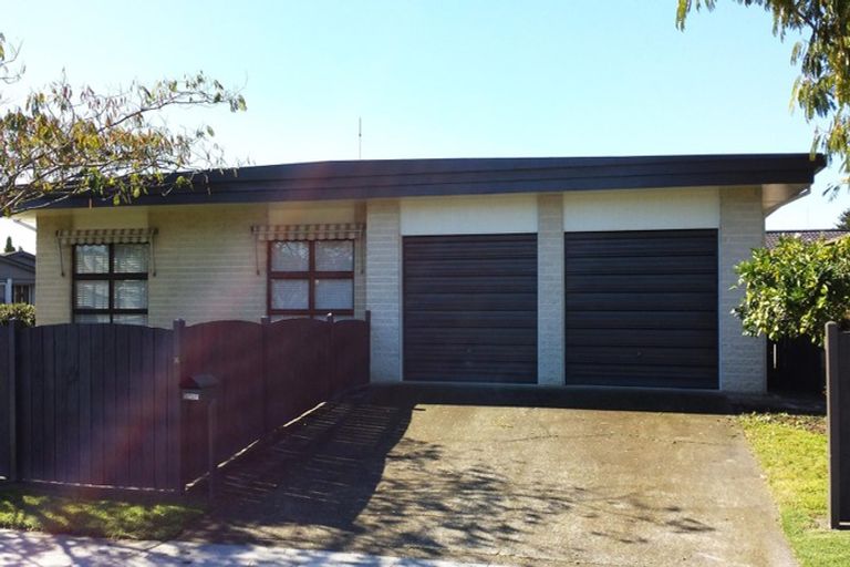 Photo of property in 36 Chester Street, Taradale, Napier, 4112
