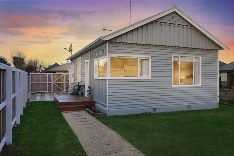 Photo of property in 230 King Street, Rangiora, 7400
