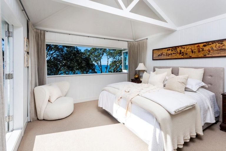 Photo of property in 24 Hamana Street, Narrow Neck, Auckland, 0622