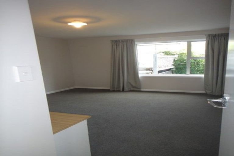 Photo of property in 1/48 Straven Road, Riccarton, Christchurch, 8011