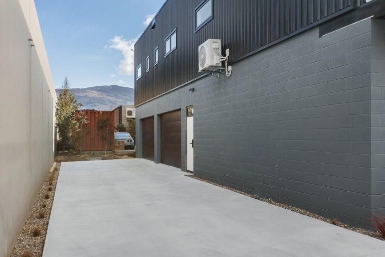 Photo of property in 12 Le Mans Grove, Cromwell, 9384