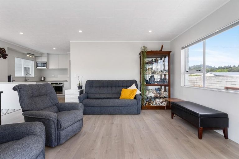 Photo of property in 102a Otahu Road, Whangamata, 3620