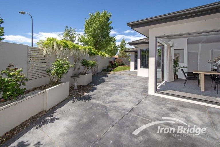Photo of property in 6 Richard Seddon Drive, Northwood, Christchurch, 8051