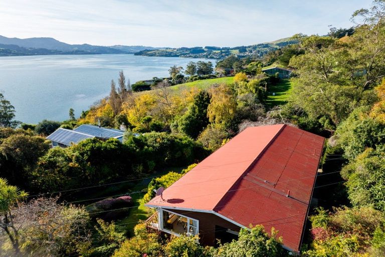 Photo of property in 9 Saint Ronans Road, Macandrew Bay, Dunedin, 9077