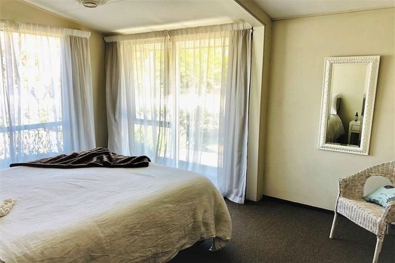 Photo of property in 21 Hunter Crescent, Wanaka, 9305