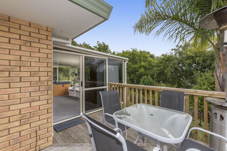 Photo of property in 11 Montana Drive, Pyes Pa, Tauranga, 3112