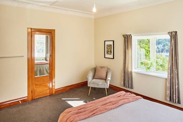 Photo of property in 22 Selwyn Terrace, Thorndon, Wellington, 6011