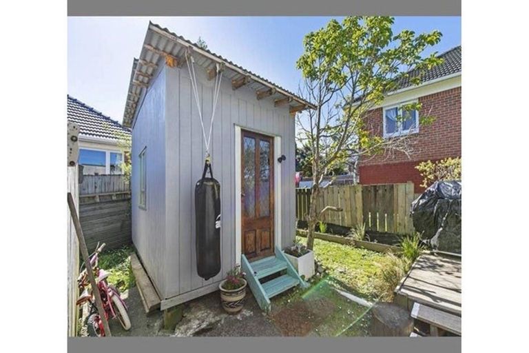 Photo of property in 66 Don Buck Road, Massey, Auckland, 0614