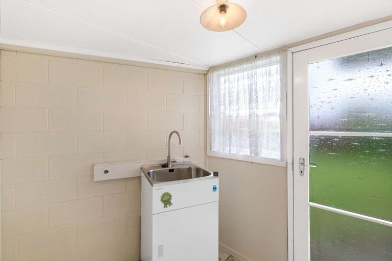 Photo of property in 17a Meachen Terrace, Waiuku, 2123