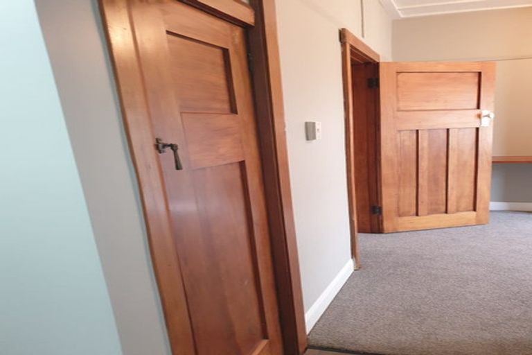 Photo of property in 52 Devonshire Road, Miramar, Wellington, 6022