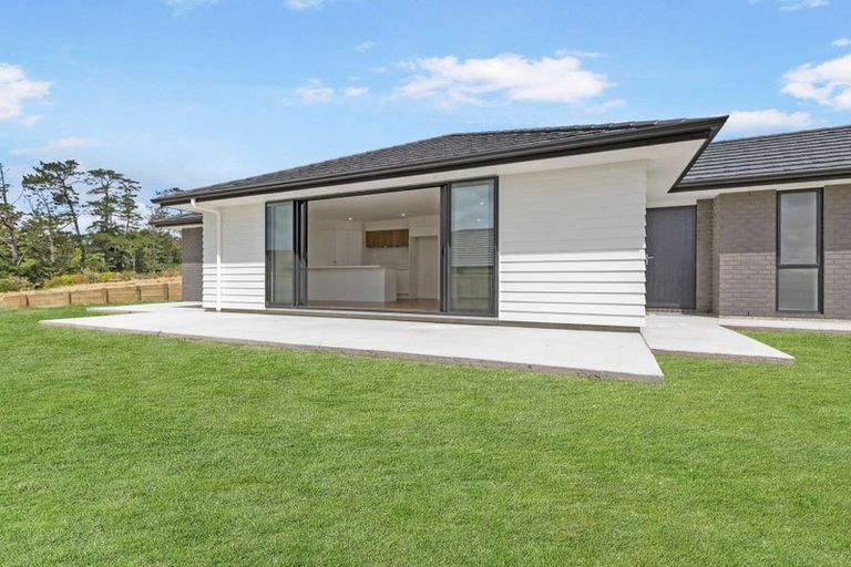 Photo of property in 11 Minerva Avenue, Helensville, 0800