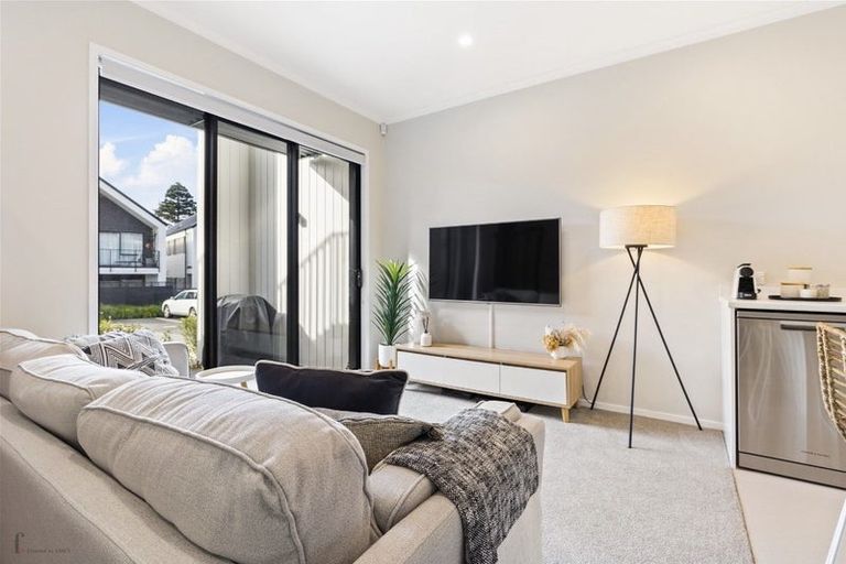 Photo of property in 50 Rangihina Road, Hobsonville, Auckland, 0616