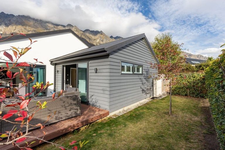 Photo of property in 5 Bannister Street, Jacks Point, Queenstown, 9371