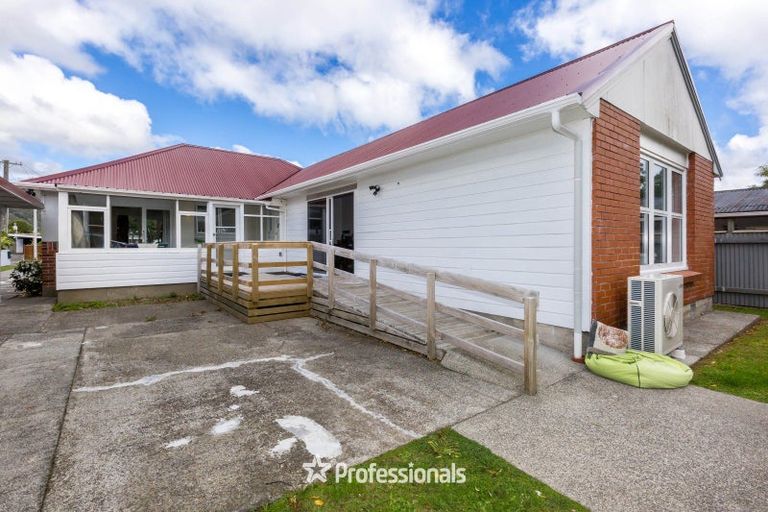 Photo of property in 53 Hudson Avenue, Ebdentown, Upper Hutt, 5018