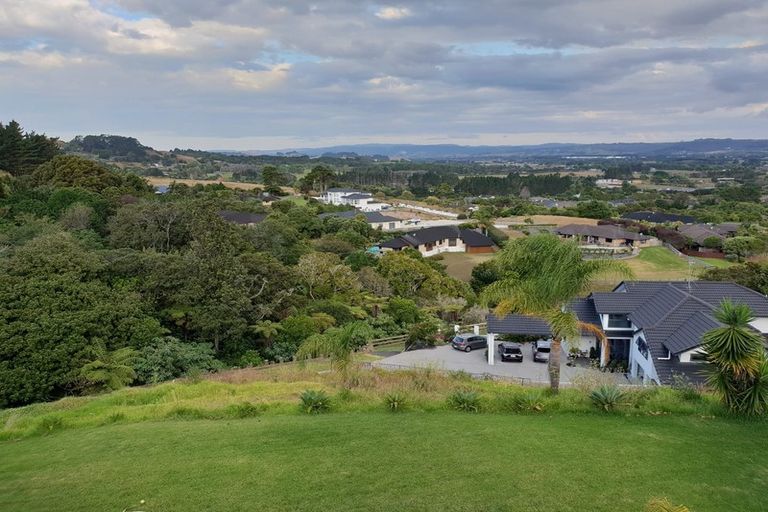 Photo of property in 239 Hill Road, The Gardens, Auckland, 2105