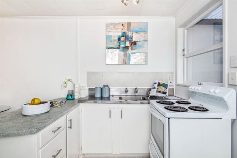 Photo of property in 126 Stredwick Drive, Torbay, Auckland, 0630