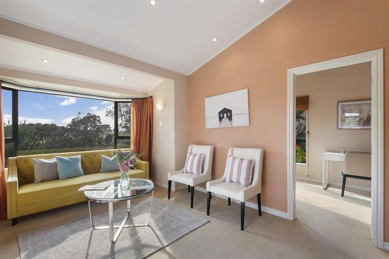 Photo of property in 166 Holmes Road, Waiuku, 2682