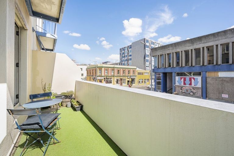 Photo of property in Palazzo, 42u1 Vivian Street, Te Aro, Wellington, 6011