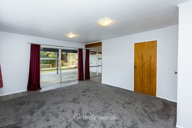 Photo of property in 17 Sunnyview Drive, Brown Owl, Upper Hutt, 5018