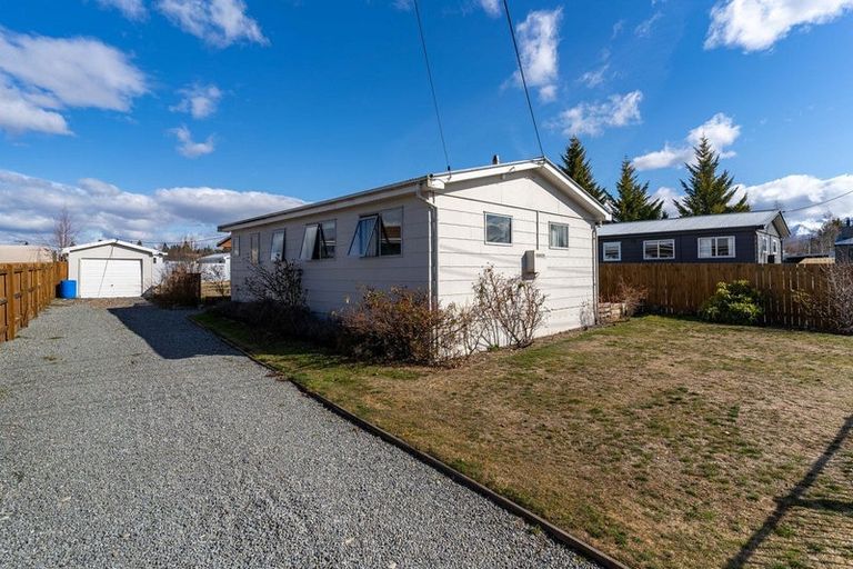 Photo of property in 13 Pukaki Place, Twizel, 7901