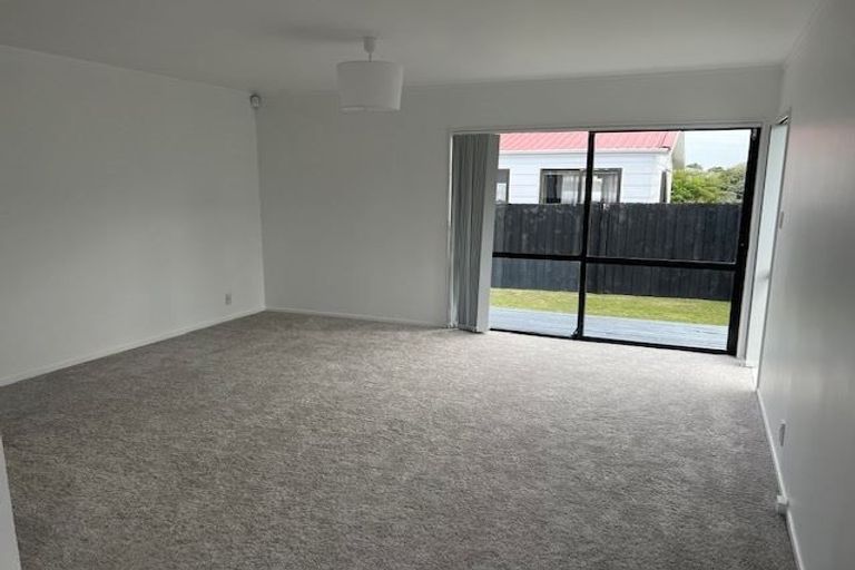 Photo of property in 2/30 Gloucester Road, Manurewa, Auckland, 2102