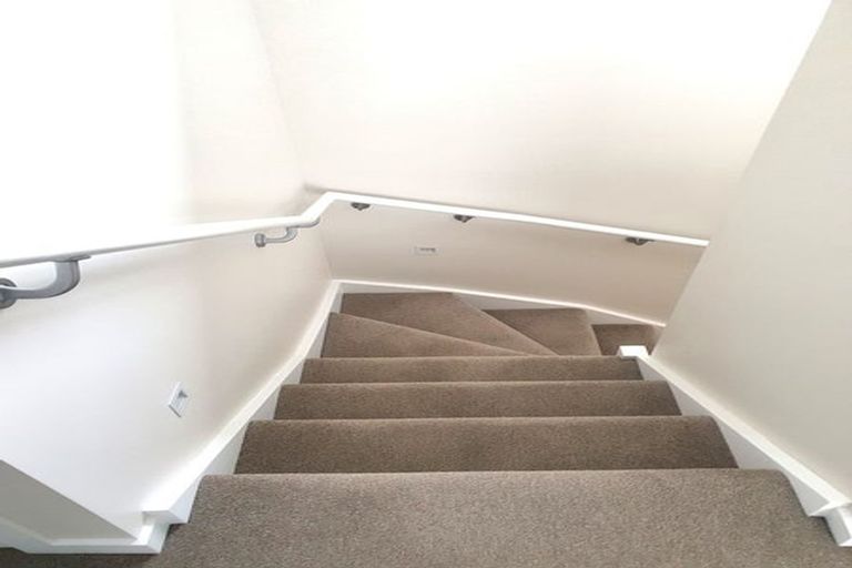 Photo of property in 7b Chamberlain Road, Karori, Wellington, 6012