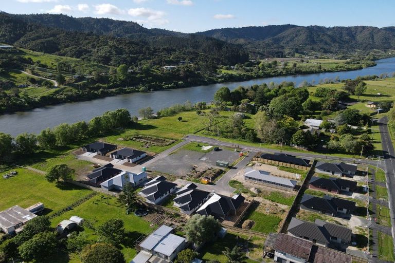 Photo of property in 10 Houpara Place, Papamoa, 3118