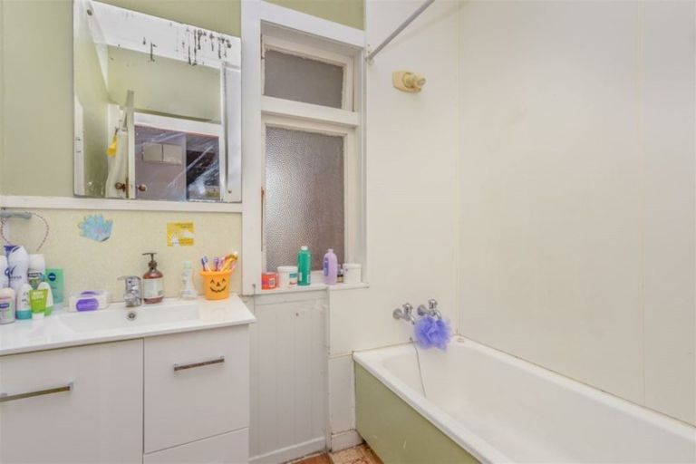 Photo of property in 104 Dinsdale Road, Dinsdale, Hamilton, 3204