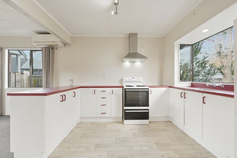 Photo of property in 11 Lickfold Lane, Pukete, Hamilton, 3200