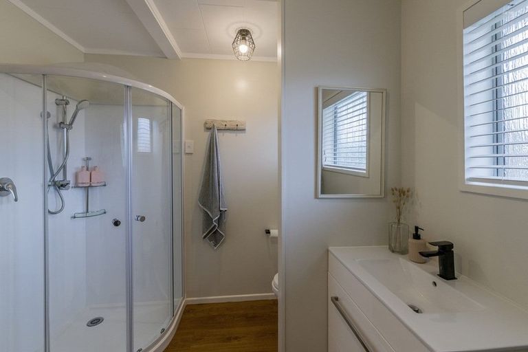 Photo of property in 18b Lupin Road, Otaki, 5512