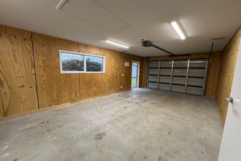 Photo of property in 171 Boord Crescent, Kumeu, 0891