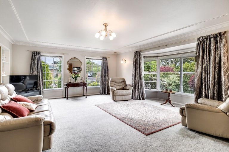 Photo of property in 17 Rutherglen Avenue, Ilam, Christchurch, 8041