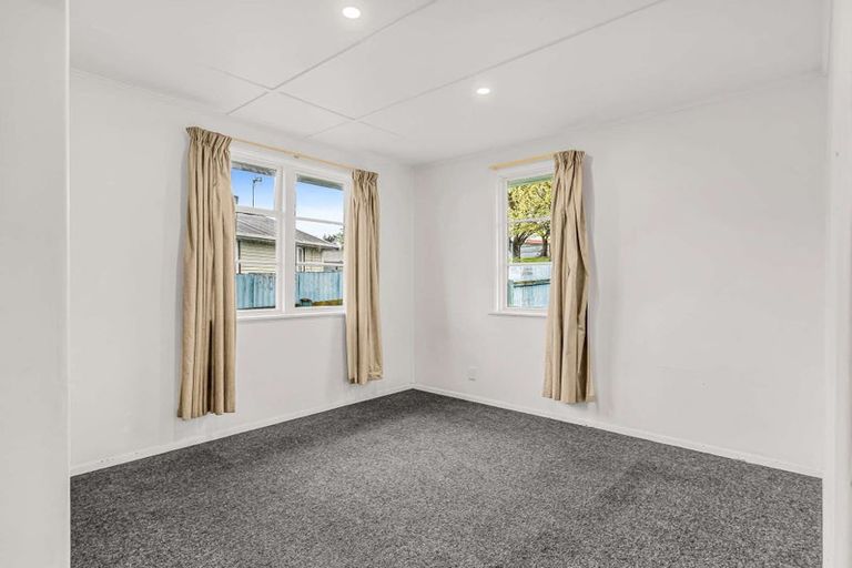Photo of property in 25 Porritt Place, Waipukurau, 4200