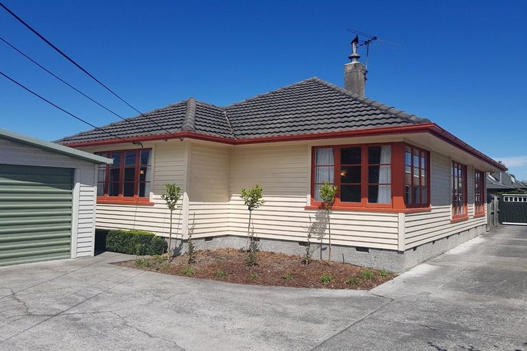 Photo of property in 71 Mahars Road, Mairehau, Christchurch, 8052