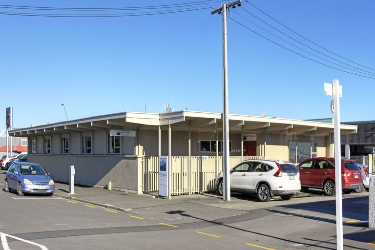 Photo of property in 10 Park Street, Thorndon, Wellington, 6011