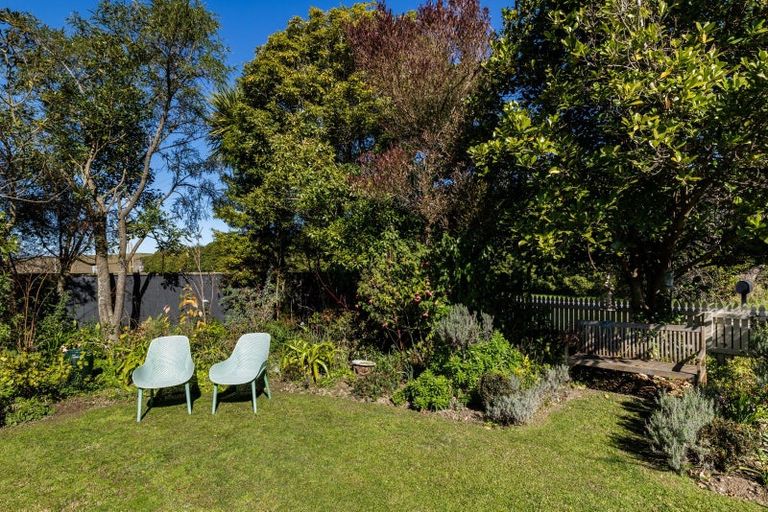 Photo of property in 190 Onehunga Road, Bay View, Napier, 4182