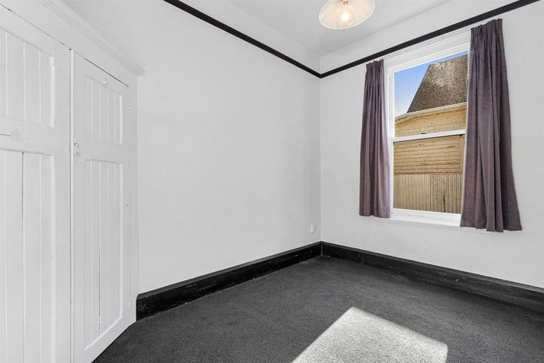 Photo of property in 7 Defoe Place, Waltham, Christchurch, 8023