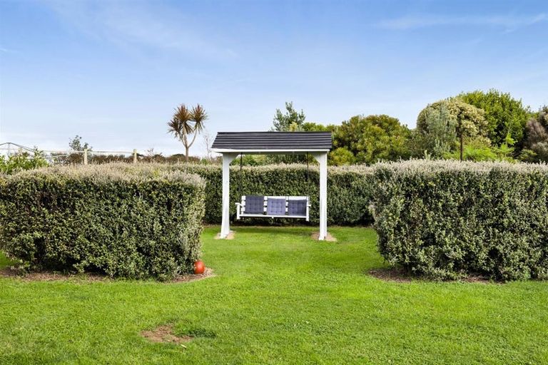 Photo of property in 15 Auroa Road, Otakeho, Hawera, 4678