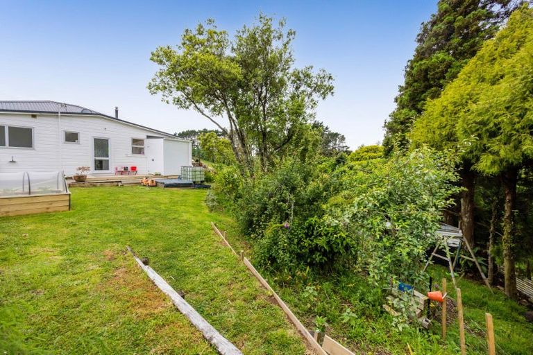 Photo of property in 20 Dudley Road Lower, Inglewood, 4386